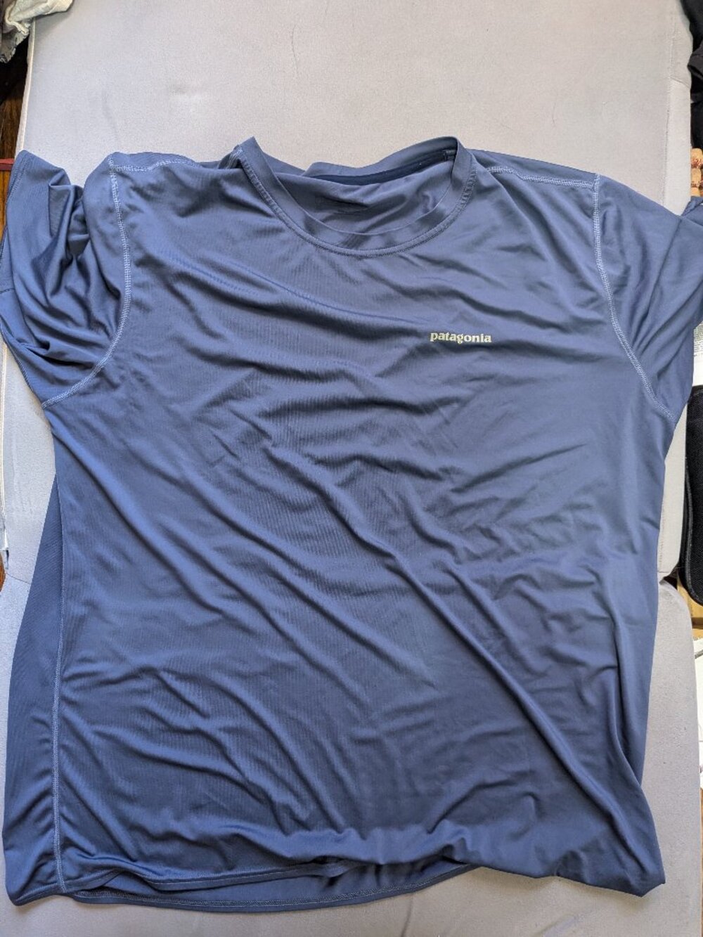 XL Blue Patagonia Short Sleeve Shirt